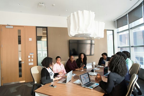 What are the steps to develop an AI-driven personalized learning platform?