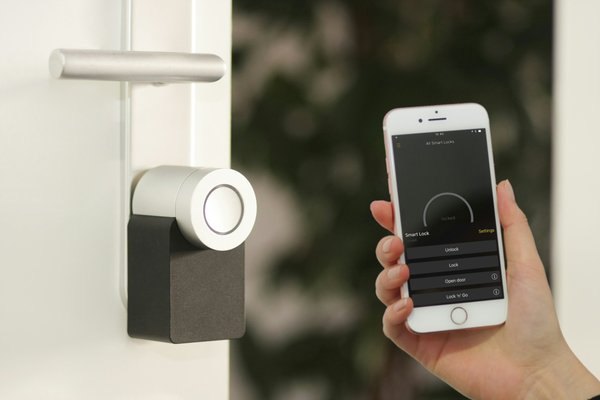 What Are the Best Practices for Using Your Smartphone to Control Smart Home Climate Systems?